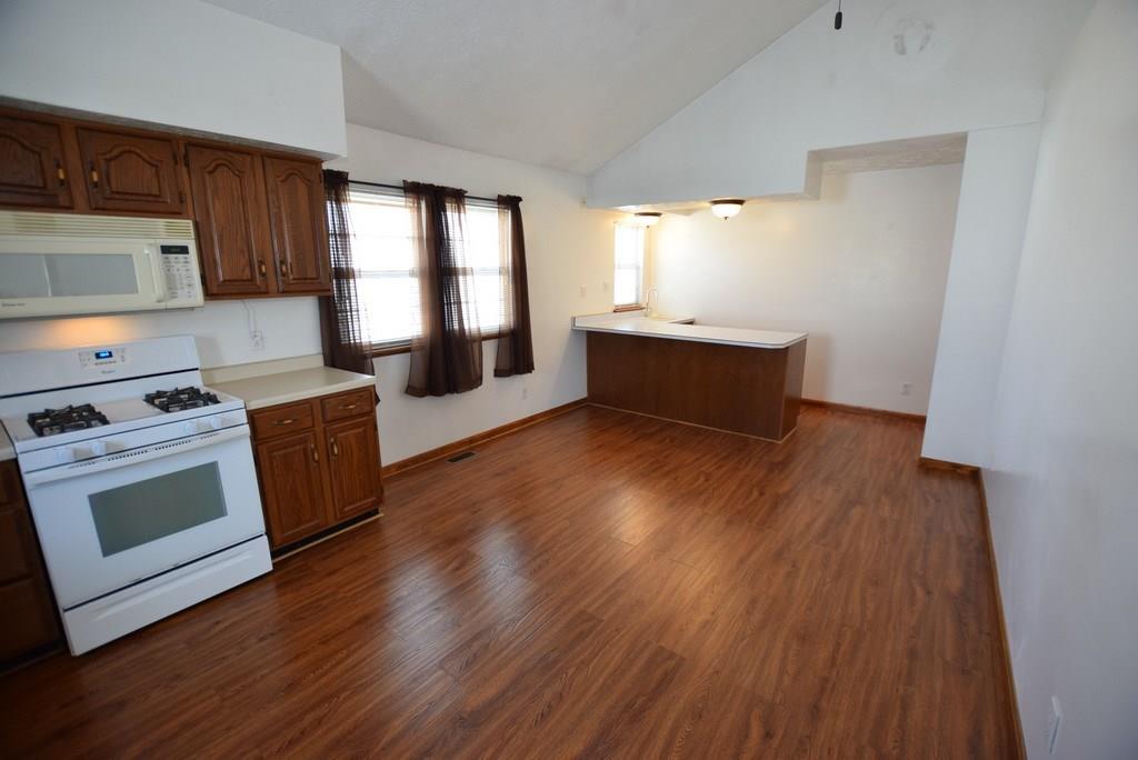 732 South Broadway Street Pendleton, IN 46064 - Photo 8 of 25 Gallery Image 8