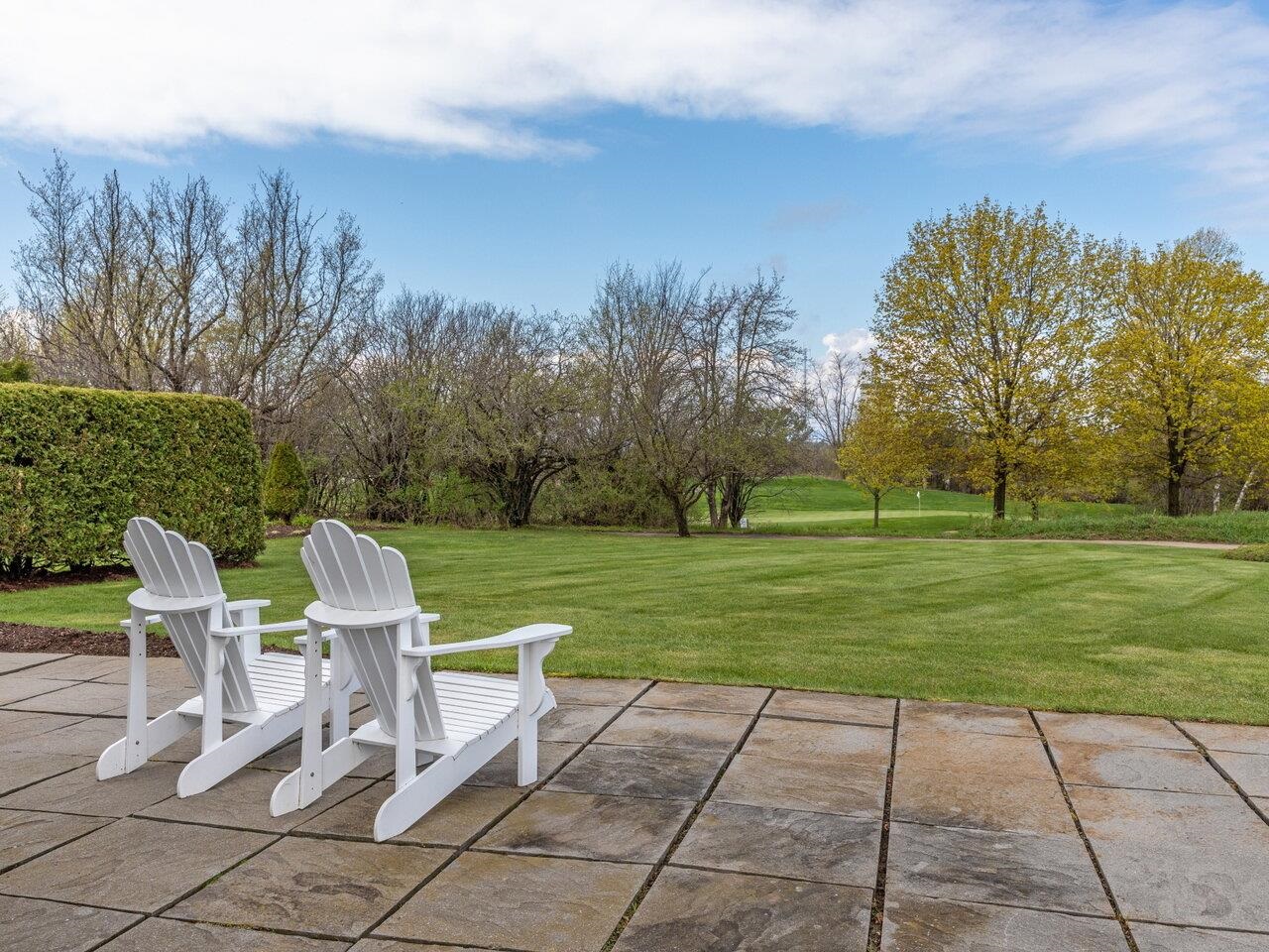 641 Golf Course Road South Burlington, VT 05403 - Photo 2 of 23