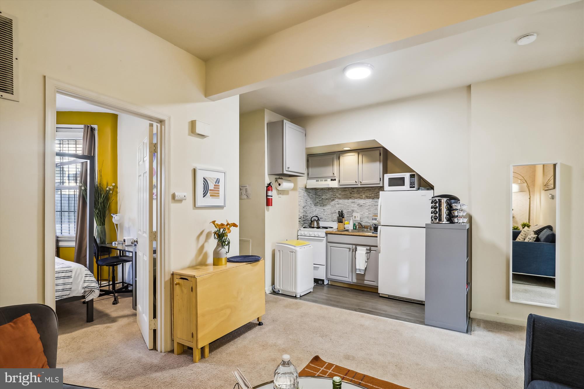 1018 Independence Avenue Southeast Washington, DC 20003 - Photo 16 of 28 Kitchenette