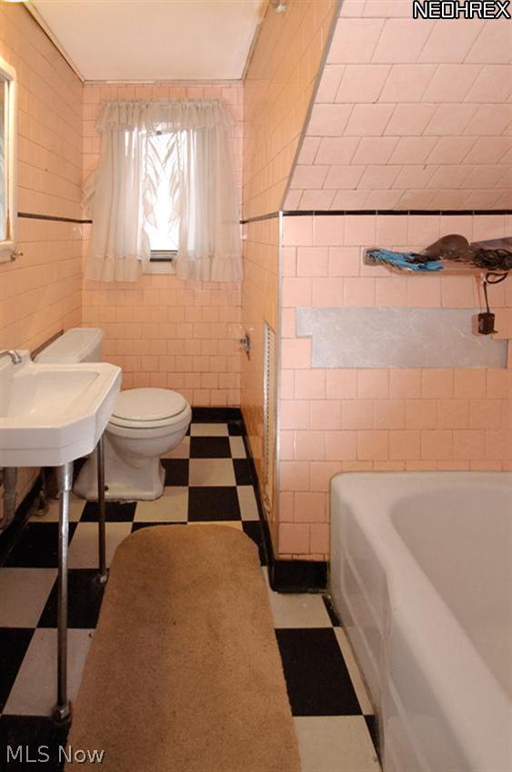 16705 West Park Road Cleveland, OH 44111 - Photo 17 of 25 Gallery Image 17