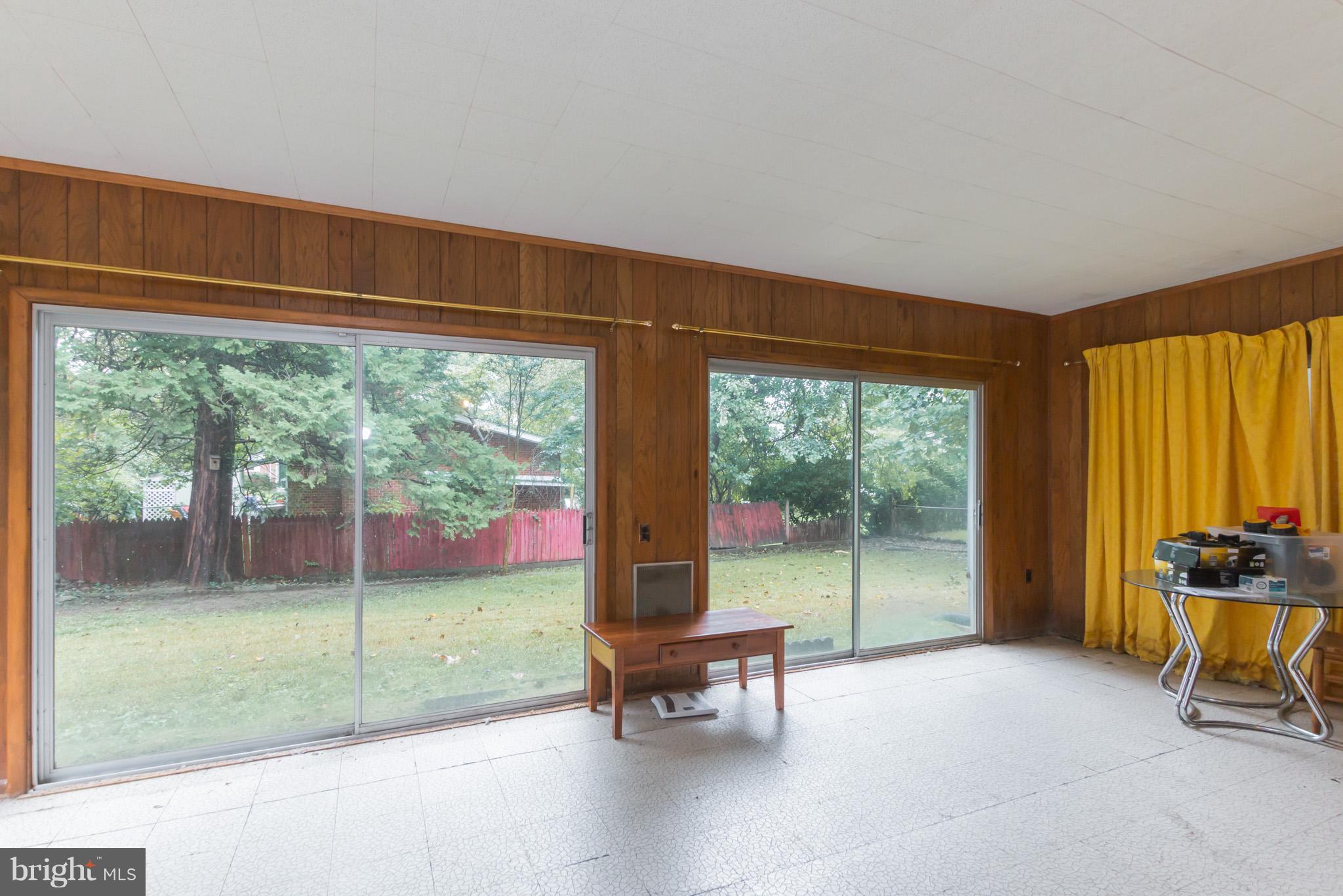 11235 Bybee Street Silver Spring, MD 20902 - Photo 12 of 30 Sun Room