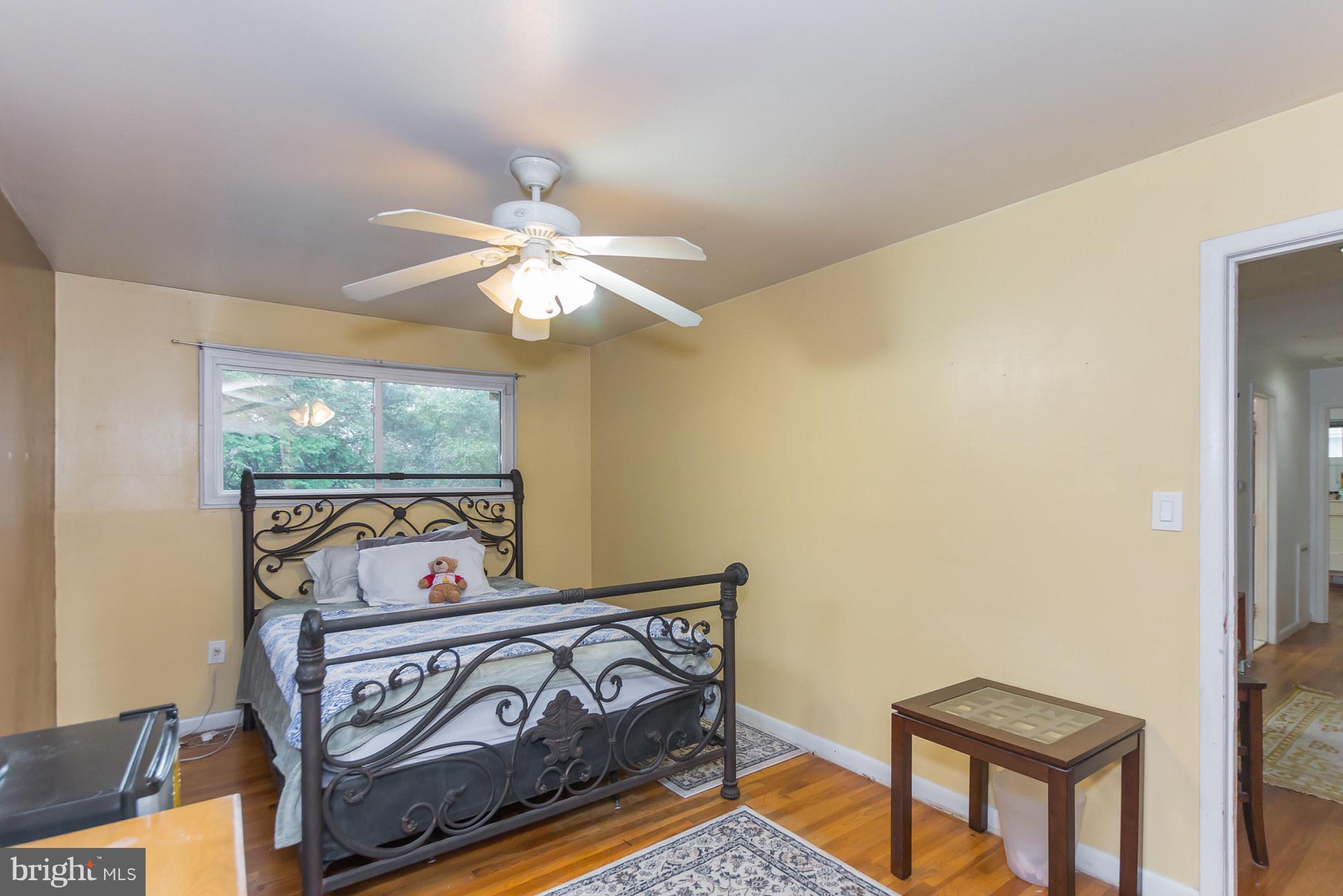 11235 Bybee Street Silver Spring, MD 20902 - Photo 15 of 30 Bedroom