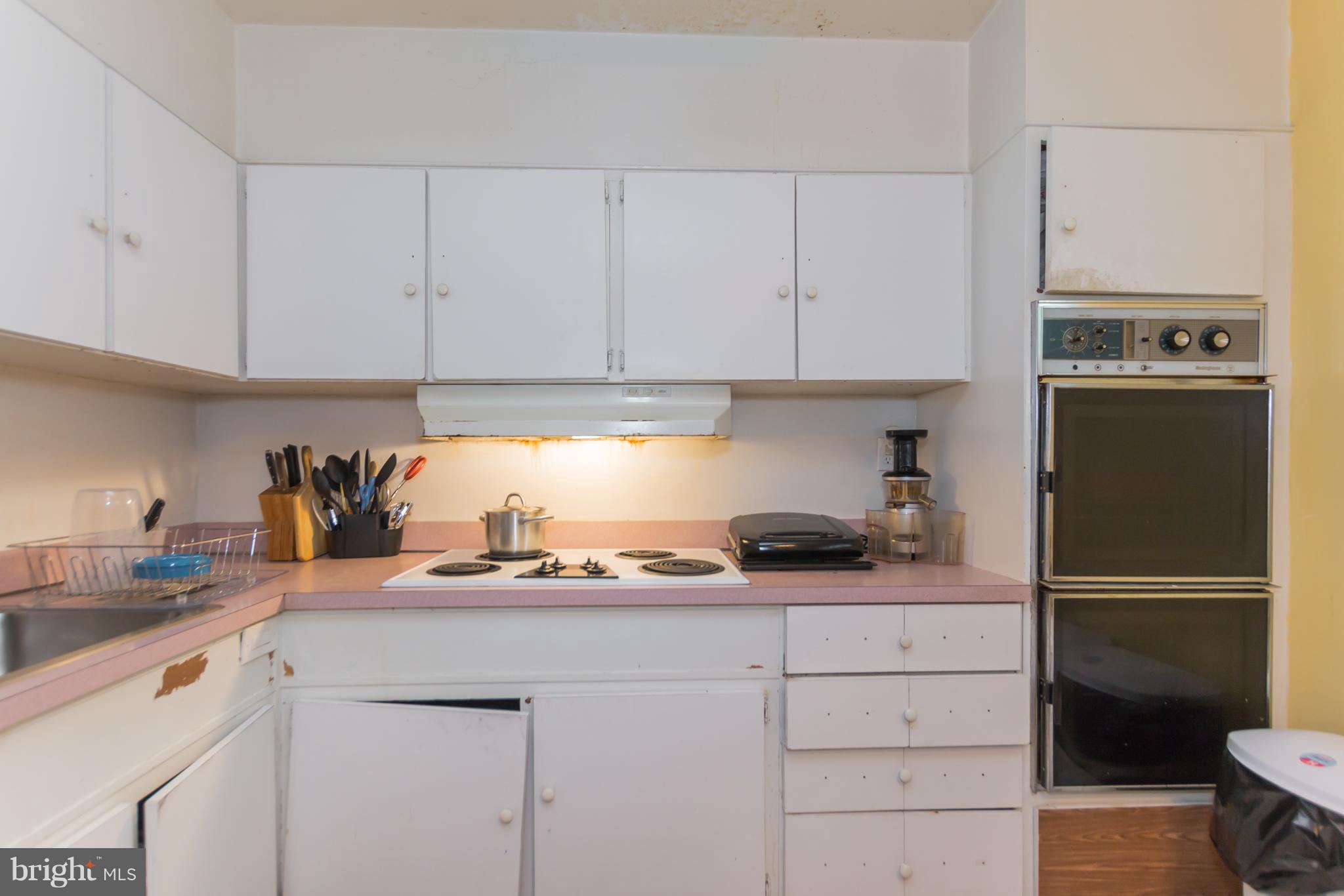 11235 Bybee Street Silver Spring, MD 20902 - Photo 10 of 30 Kitchen