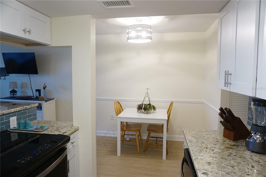 9715 Harrell Avenue, Unit 14 Treasure Island, FL 33706 - Photo 12 of 18