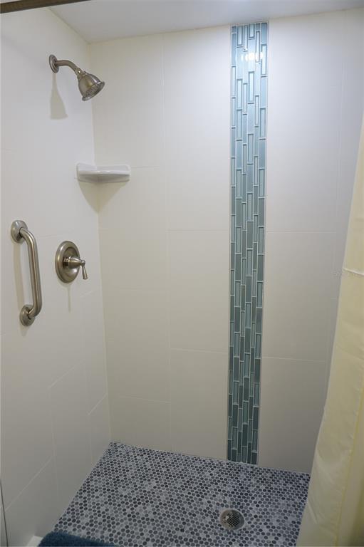 9715 Harrell Avenue, Unit 14 Treasure Island, FL 33706 - Photo 14 of 18
