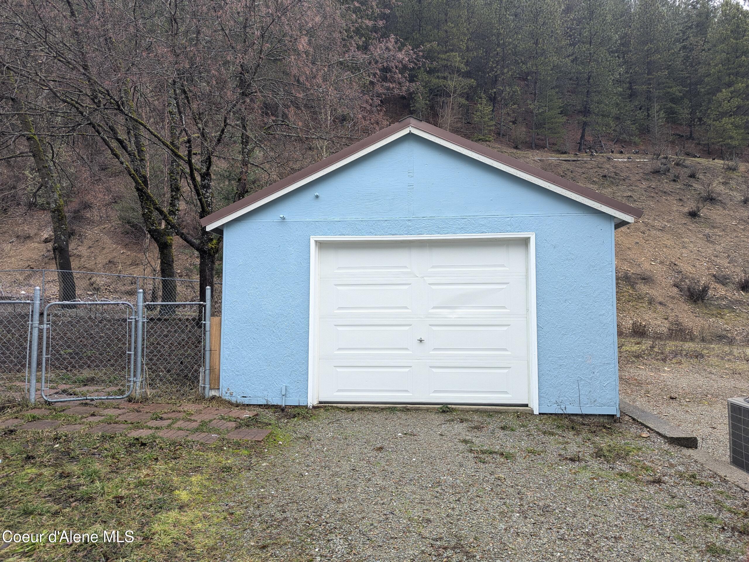 402 Main Street Wardner, ID 83837 - Photo 28 of 32 Detached Garage Pic 1
