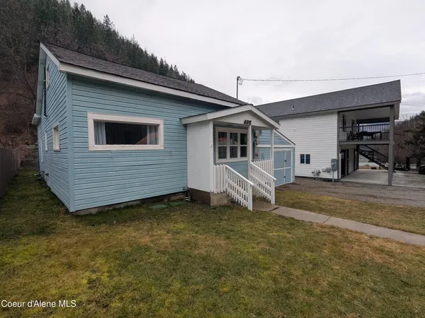 $330,000 | 402 Main Street, Wardner, ID 83837