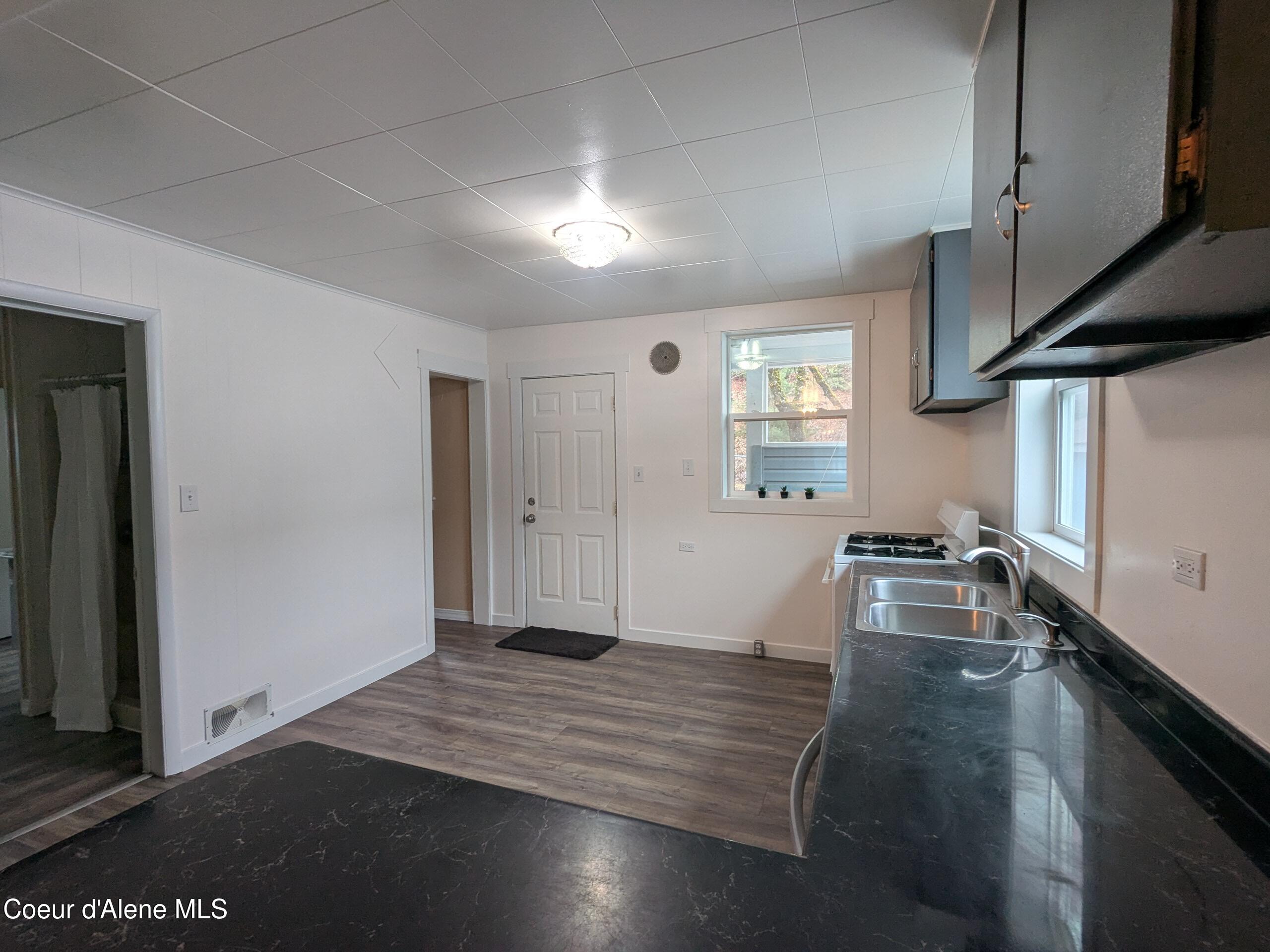 402 Main Street Wardner, ID 83837 - Photo 9 of 32 Kitchen Pic 2