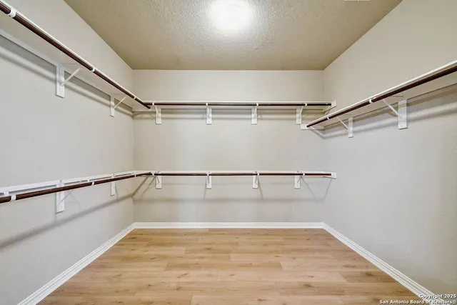 $2,225 | 7102 Magnolia Bluff, San Antonio, TX 78218