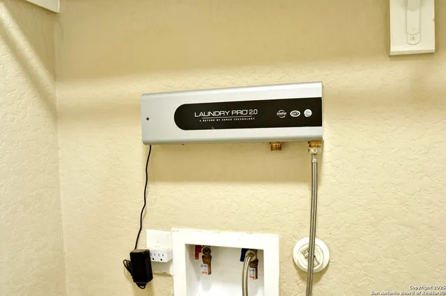 $2,225 | 7102 Magnolia Bluff, San Antonio, TX 78218