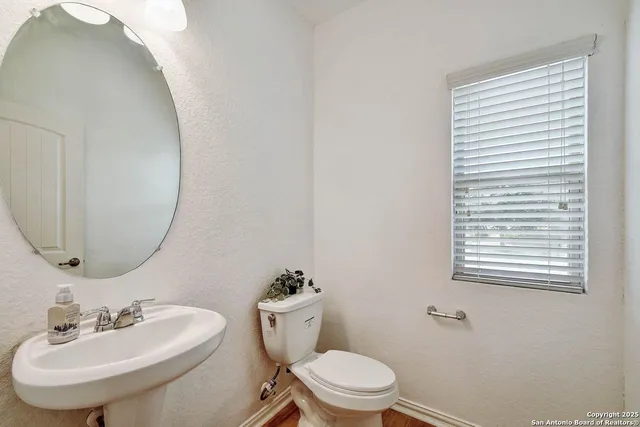 $2,225 | 7102 Magnolia Bluff, San Antonio, TX 78218