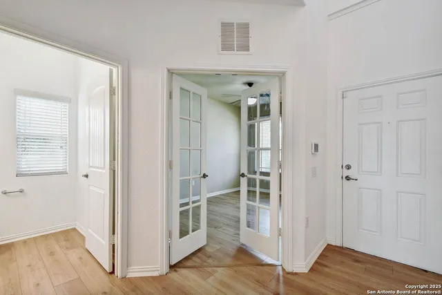 $2,225 | 7102 Magnolia Bluff, San Antonio, TX 78218