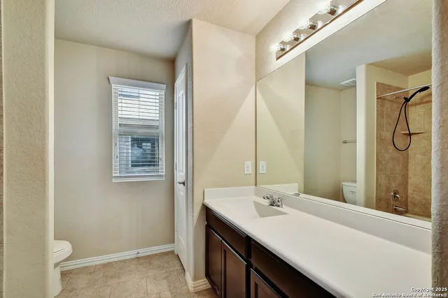 $2,225 | 7102 Magnolia Bluff, San Antonio, TX 78218