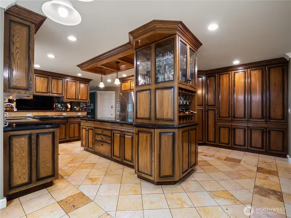 $1,250,000 | 34914 27th Avenue East, Roy, WA 98580
