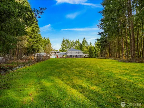 $1,250,000 | 34914 27th Avenue East, Roy, WA 98580