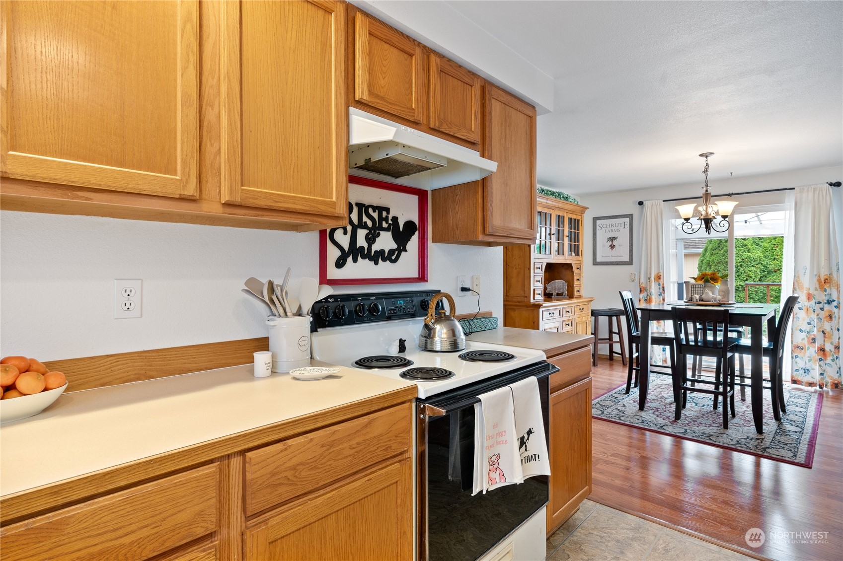 10128 Montana Road Everett, WA 98204 - Photo 13 of 30 Gallery Image 13