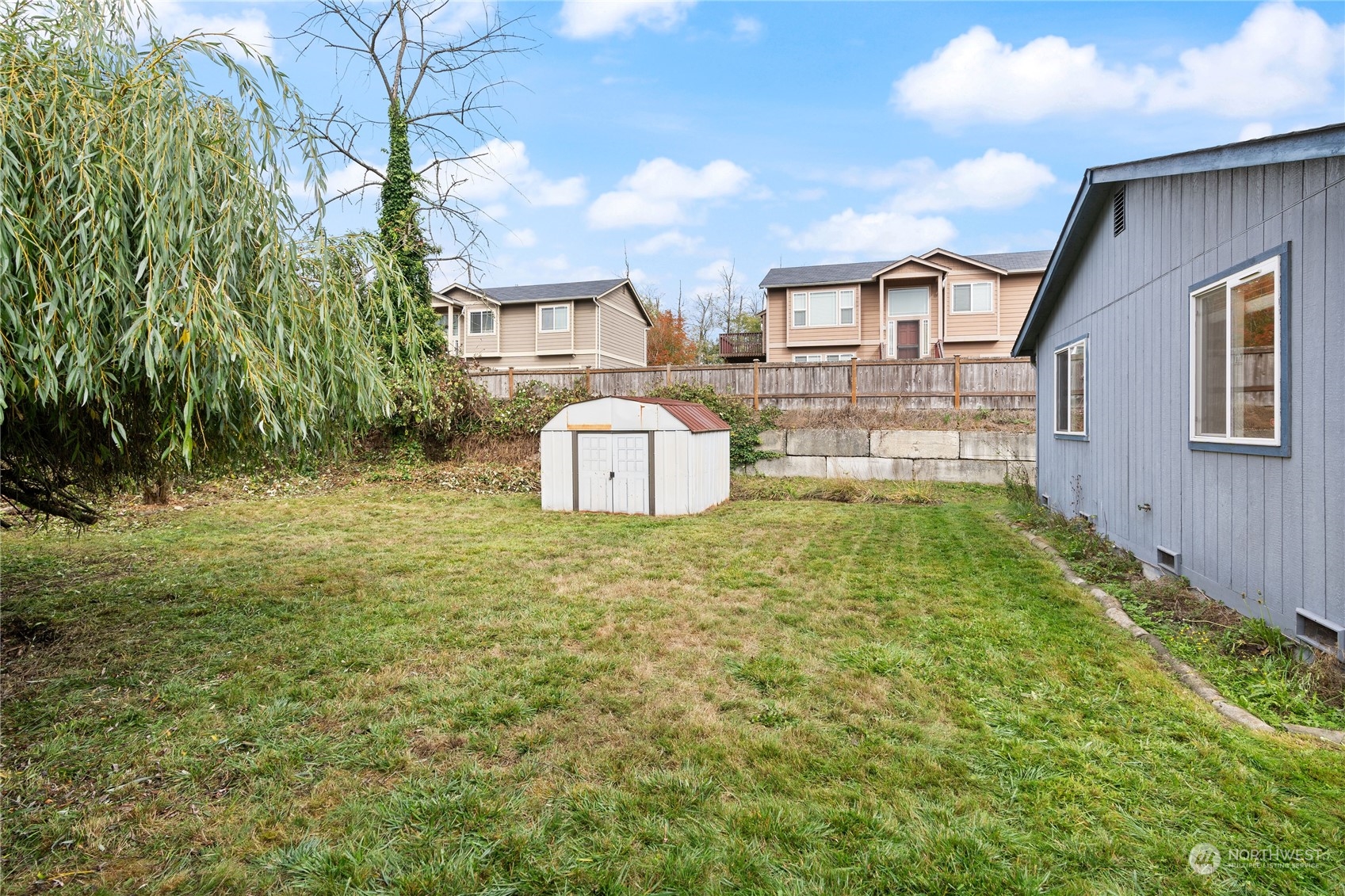 10128 Montana Road Everett, WA 98204 - Photo 28 of 30 Gallery Image 28
