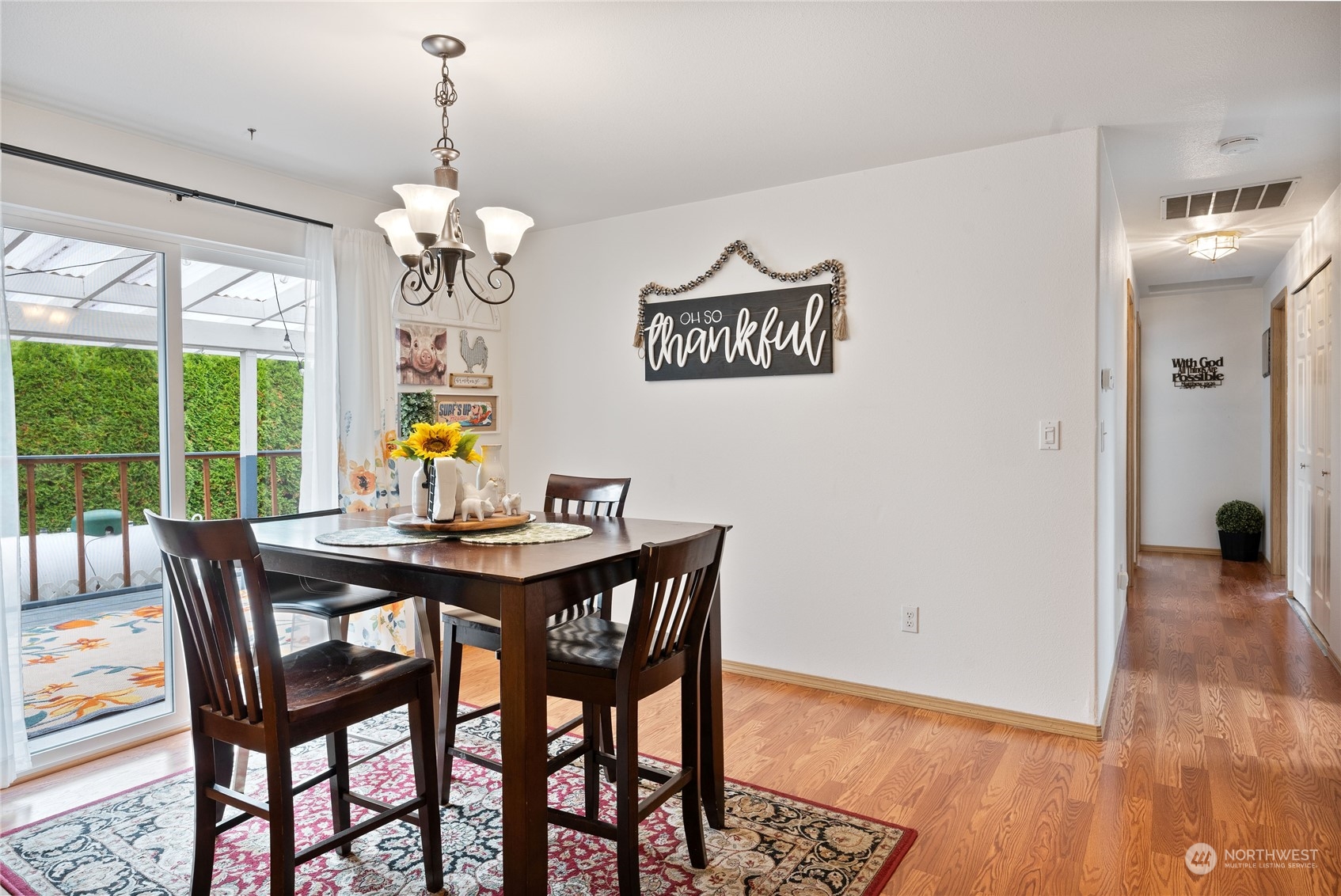10128 Montana Road Everett, WA 98204 - Photo 7 of 30 Gallery Image 7