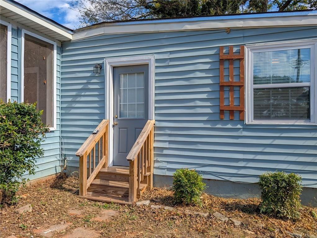 1672 Thornton Place Southwest Atlanta, GA 30315 - Photo 20 of 35 a view of a house with a porch