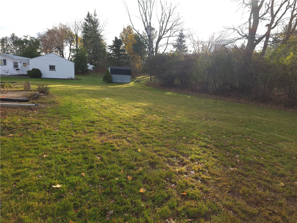 379 Hollybrook Road Henrietta, NY 14623 - Photo 30 of 42 Gallery Image 30