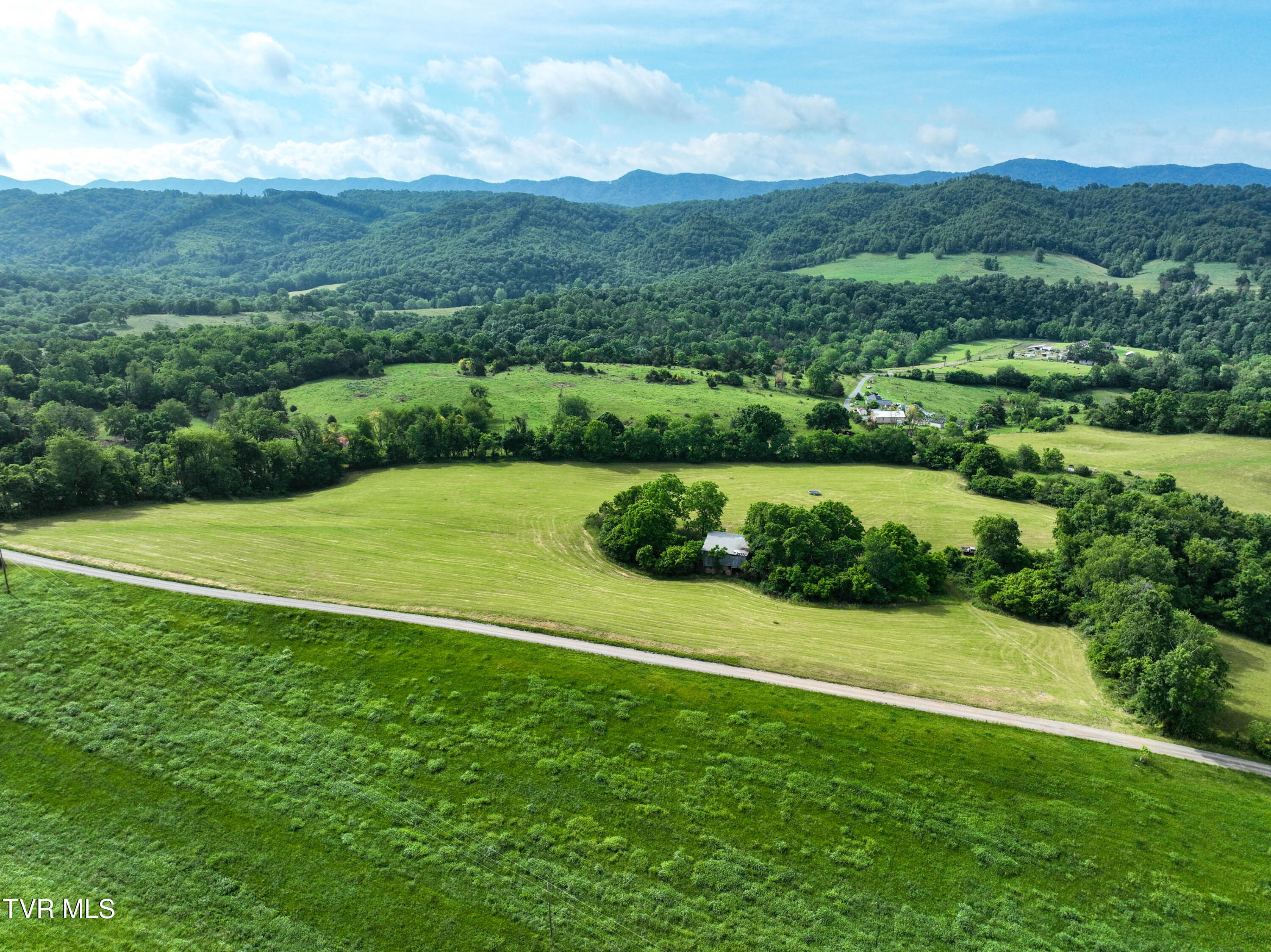 Lot 4 Wayside Meadows Road, Unit 4 Nickelsville, VA 24271 - Photo 31 of 40 Wayside Meadows Rd Drone GLOV-11