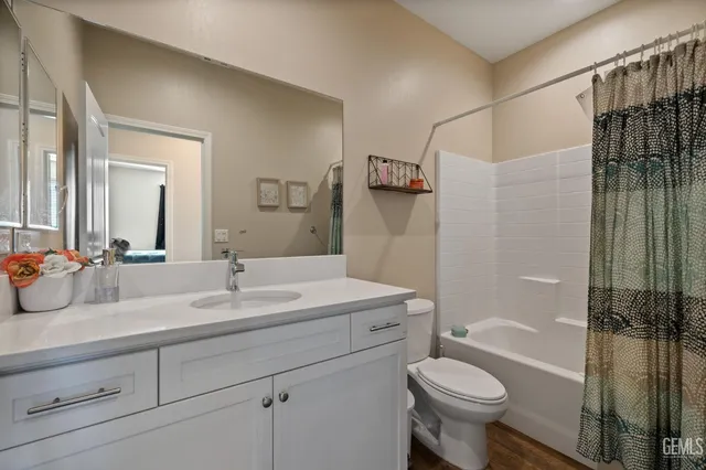 $594,000 | Undisclosed Address, Bakersfield, CA 93314