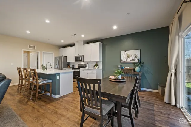 $594,000 | Undisclosed Address, Bakersfield, CA 93314