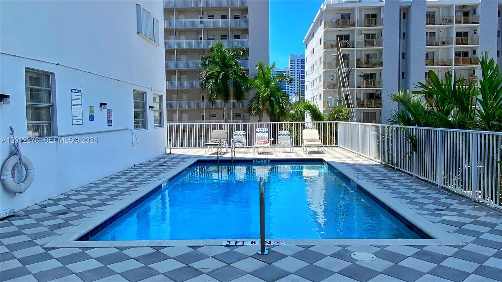 1331 Lincoln Road, Unit 702 Miami Beach, FL 33139 - Photo 27 of 30
