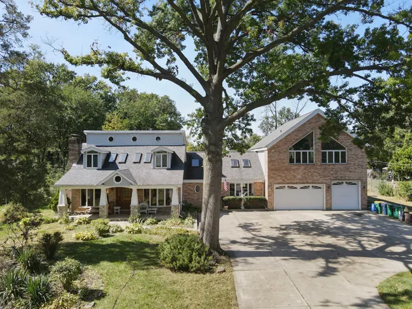$1,180,000 | 2-n584 South Ardmore Avenue, Addison, IL 60101