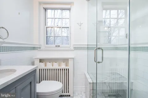 $2,650 | 1127 C Street Southeast, Unit 1, Washington, DC 20003