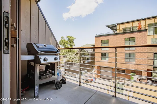 $20,000 | 210 East Cooper Avenue, Unit 3G, Aspen, CO 81611