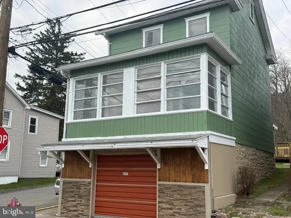 a view of outdoor space