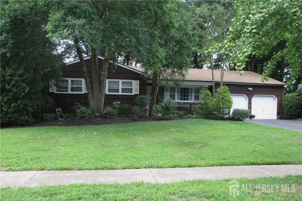 $3,775 | 4 Eric Lane, East Brunswick, NJ 08816