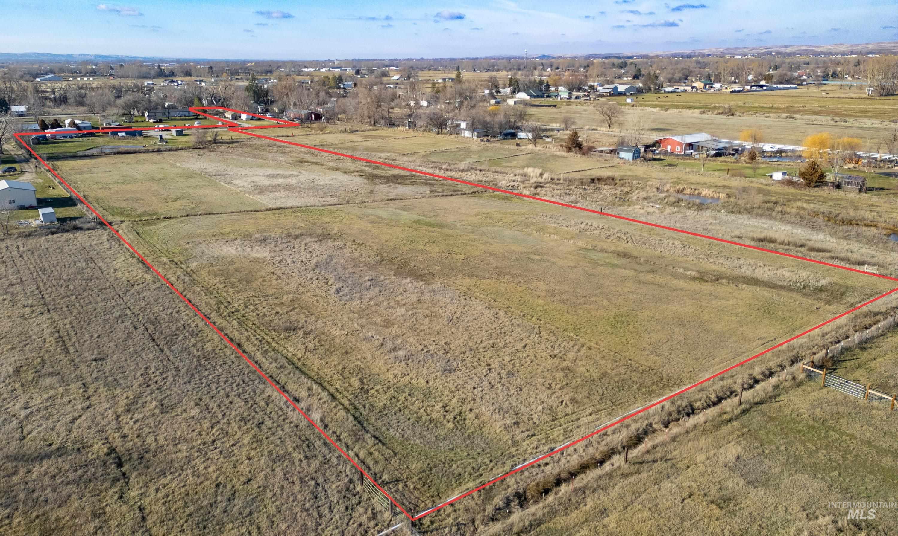 2412 South Mill Road Emmett, ID 83617 - Photo 11 of 18