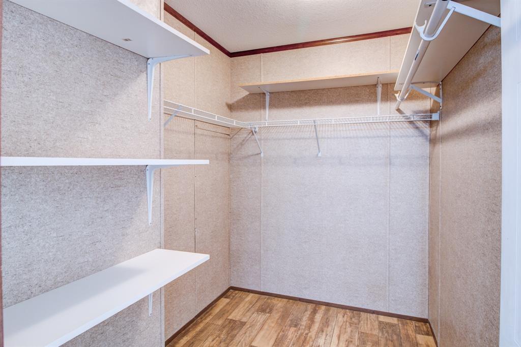 7575 Honey Creek Road Celina, TX 75009 - Photo 26 of 39 Walk in closet