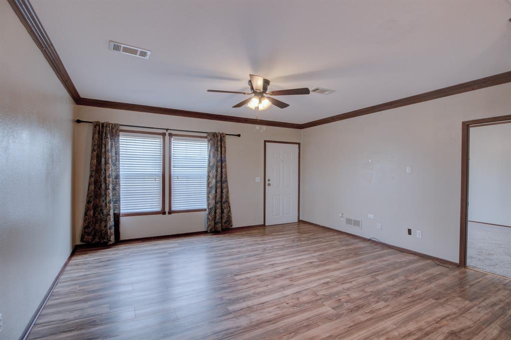 7575 Honey Creek Road Celina, TX 75009 - Photo 8 of 39 Love the foors