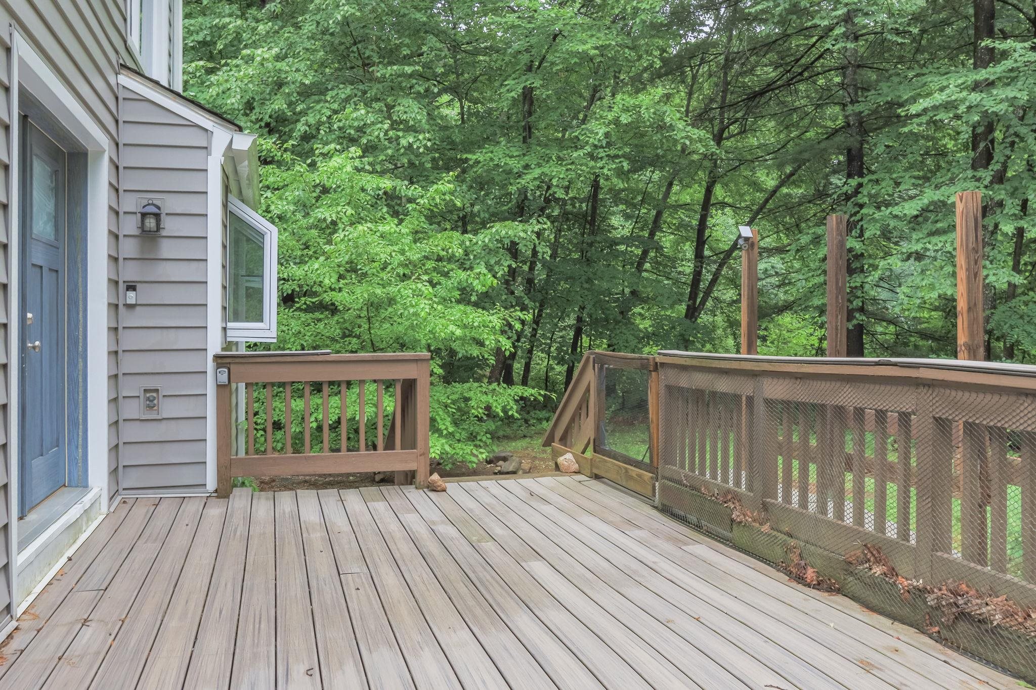20 Redfield Circle Derry, NH 03038 - Photo 6 of 54