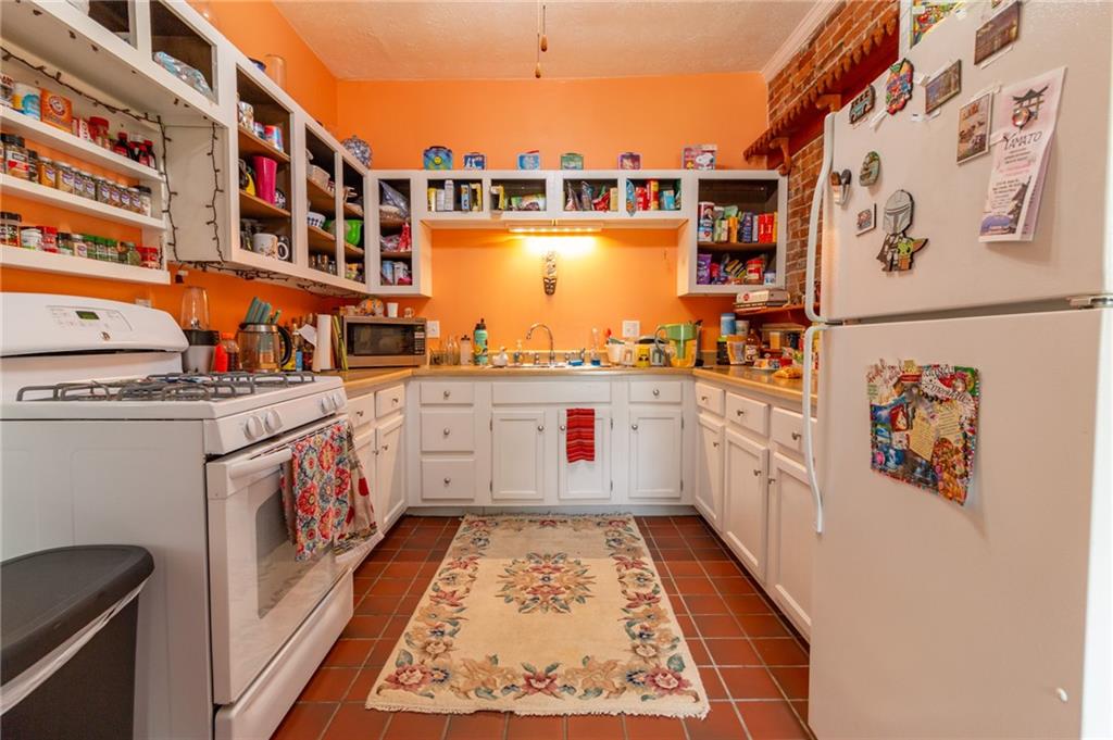 415 Old Rte 19 New Castle, PA 16101 - Photo 4 of 43 Gallery Image 4
