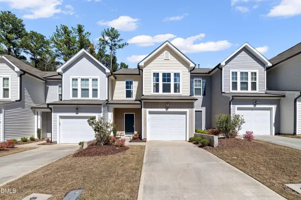 $2,400 | 1004 Everglades Way, Durham, NC 27713