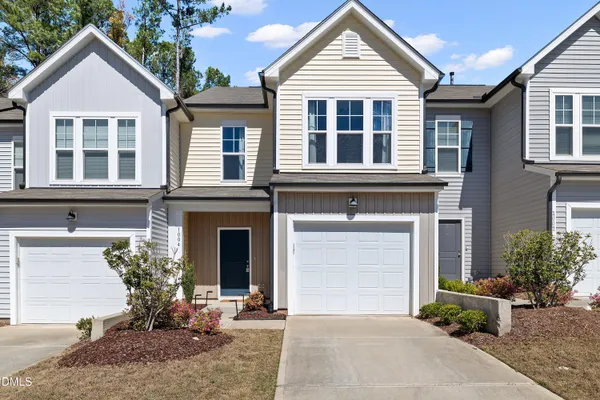 $2,400 | 1004 Everglades Way, Durham, NC 27713