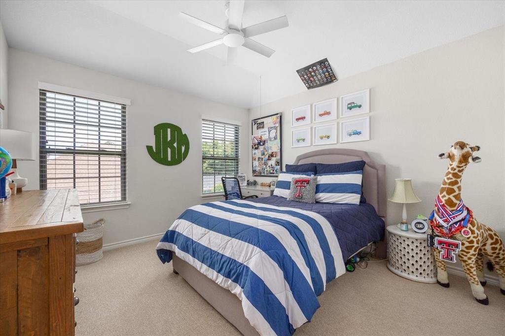 708 Northwood Road Fort Worth, TX 76107 - Photo 29 of 40