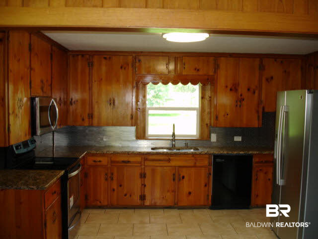 614 East Ridge Drive Foley, AL 36535 - Photo 16 of 35