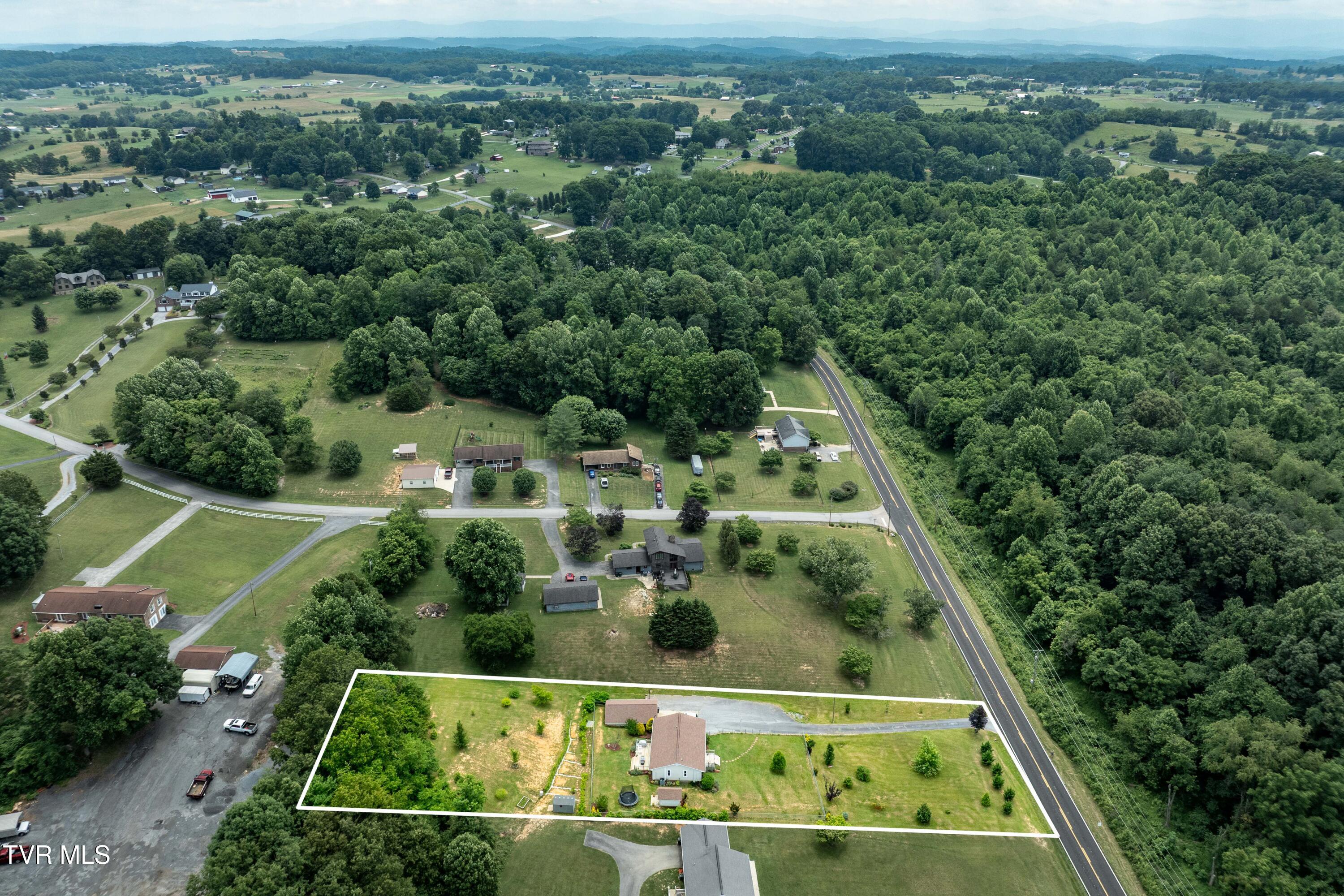 3433 Highway 81 Fall Branch, TN 37656 - Photo 53 of 61 3433 Highway 81 (7 of 81)