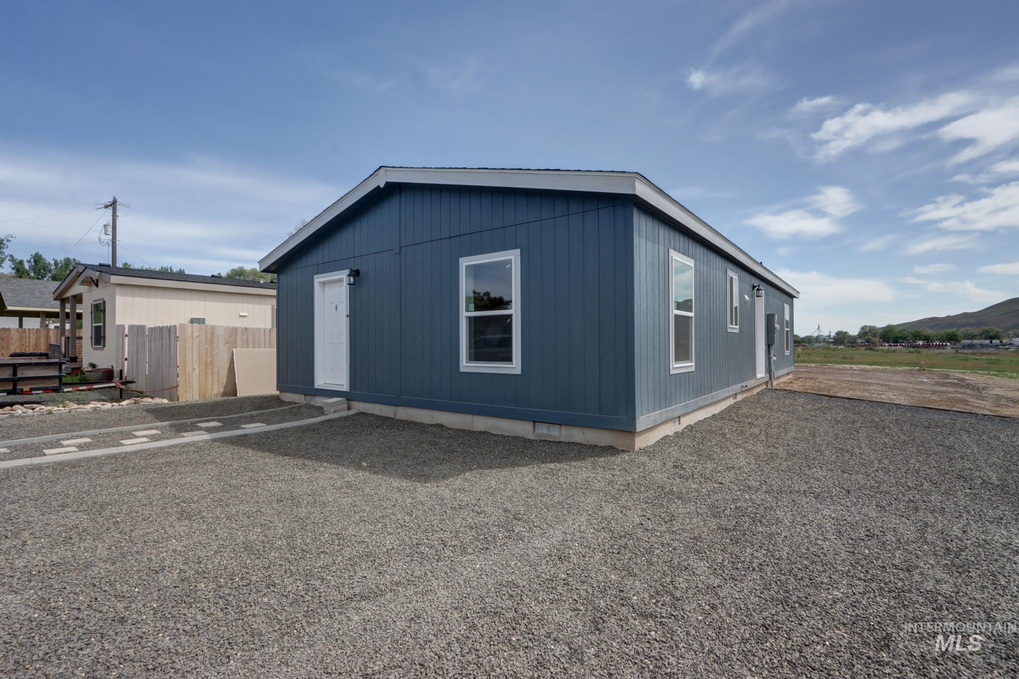 494 Elm Street North Vale, OR 97918 - Photo 2 of 33