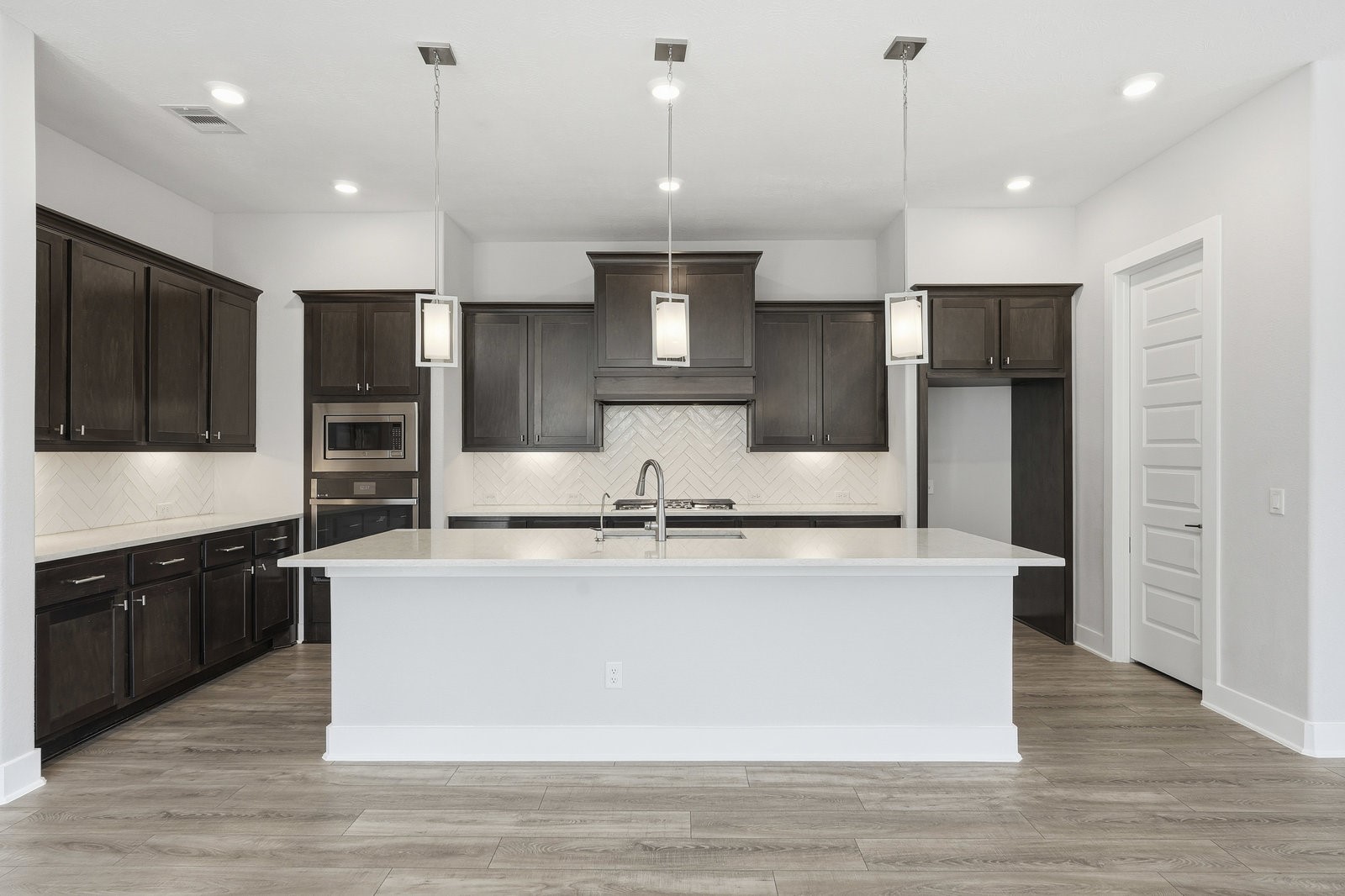 15822 Pilot Knob Drive Cypress, TX 77433 - Photo 15 of 43