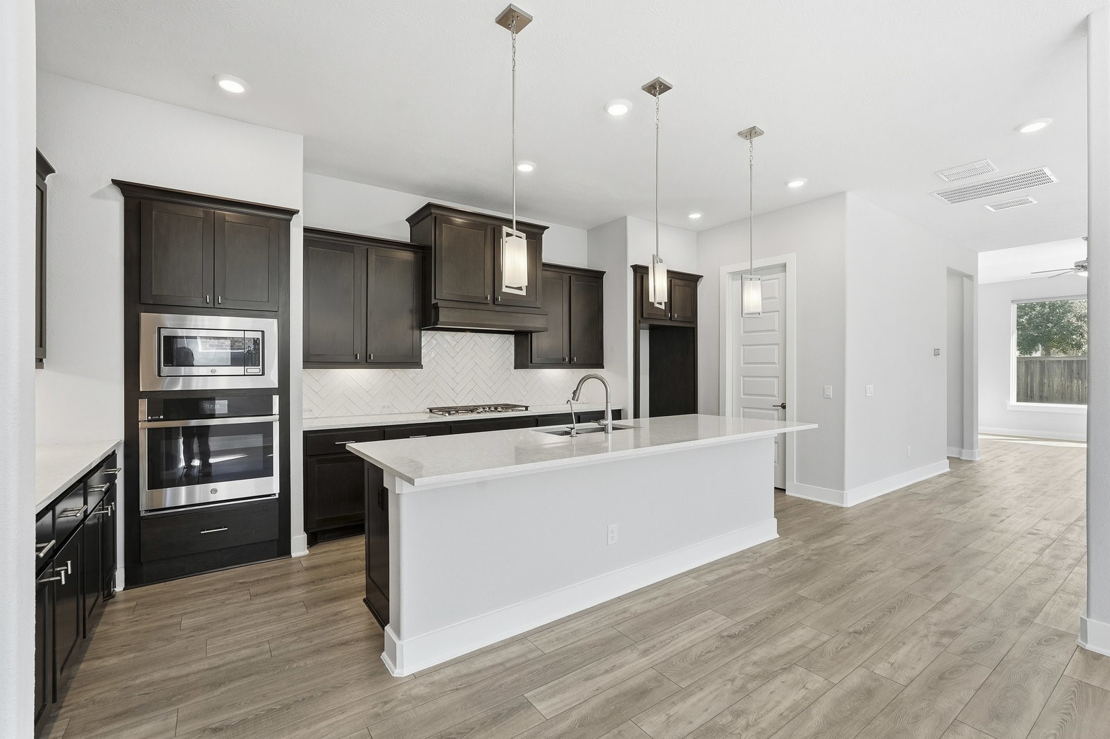 15822 Pilot Knob Drive Cypress, TX 77433 - Photo 16 of 43