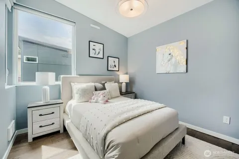 $964,000 | 6533 34th Avenue Southwest, Unit B, Seattle, WA 98126