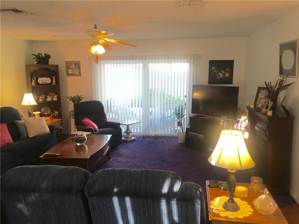 22730 Southwest 56th Avenue Boca Raton, FL 33433 - Photo 9 of 12 Photo 9