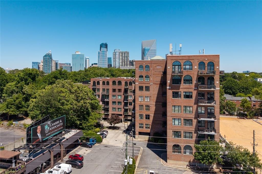 3235 Roswell Road Northeast, Unit 402 Atlanta, GA 30305 - Photo 31 of 35