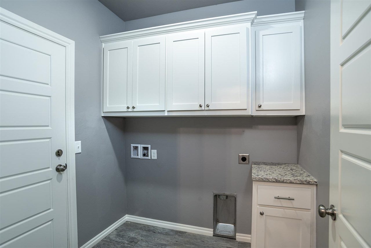 422 Grove Street Perry, OK 73077 - Photo 26 of 39 Gallery Image 26